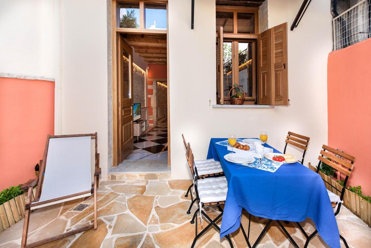Villa Casa Atitamo 罗希姆诺 外观 照片