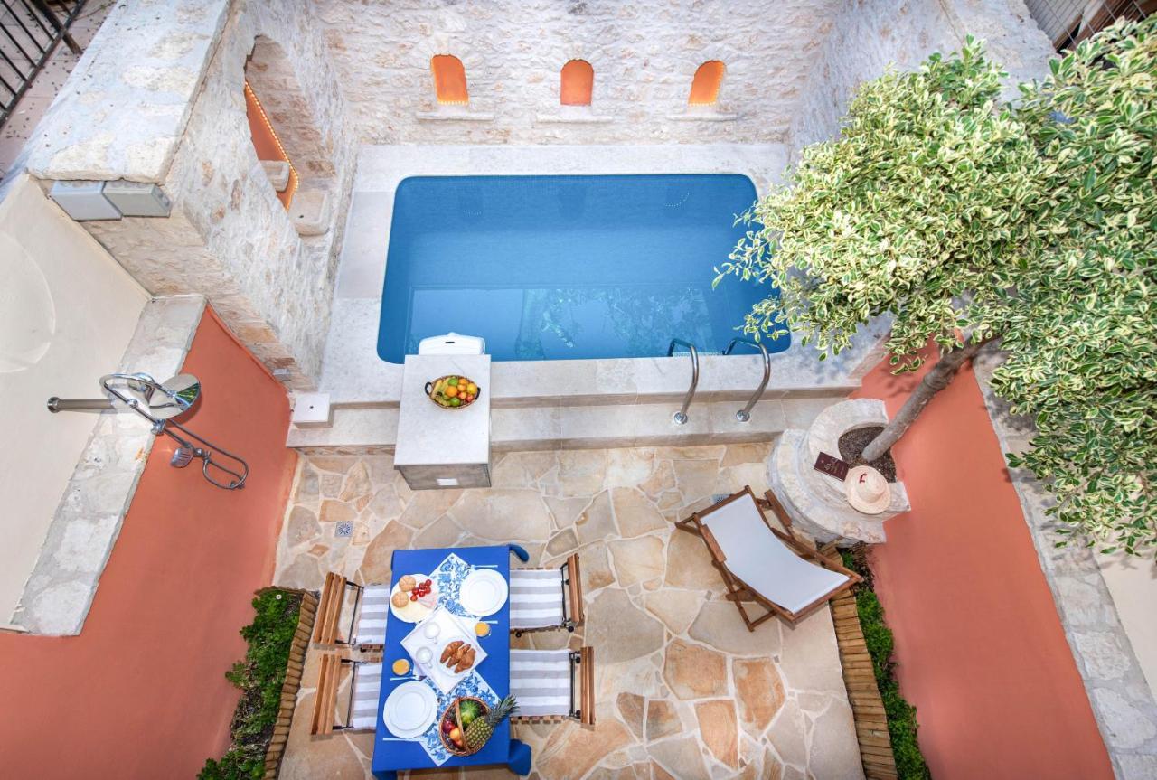 Villa Casa Atitamo 罗希姆诺 外观 照片