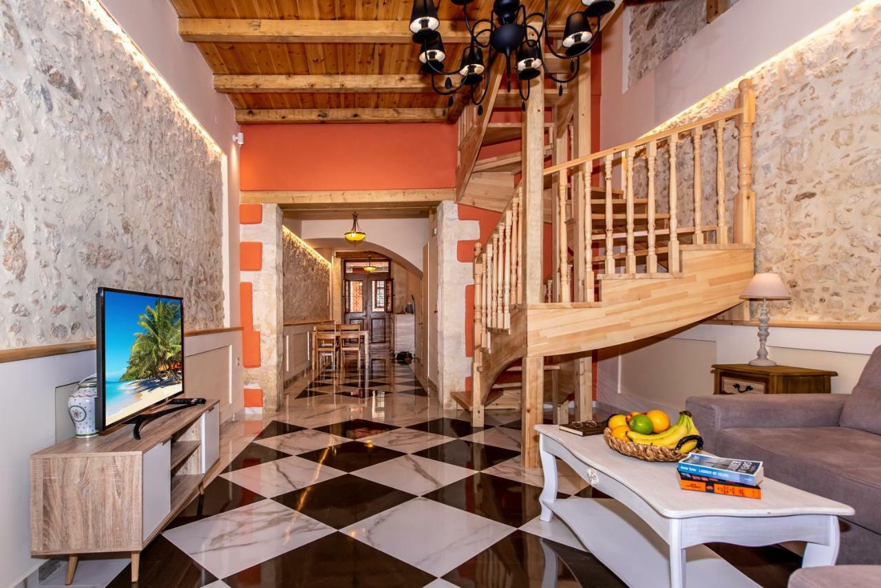 Villa Casa Atitamo 罗希姆诺 外观 照片