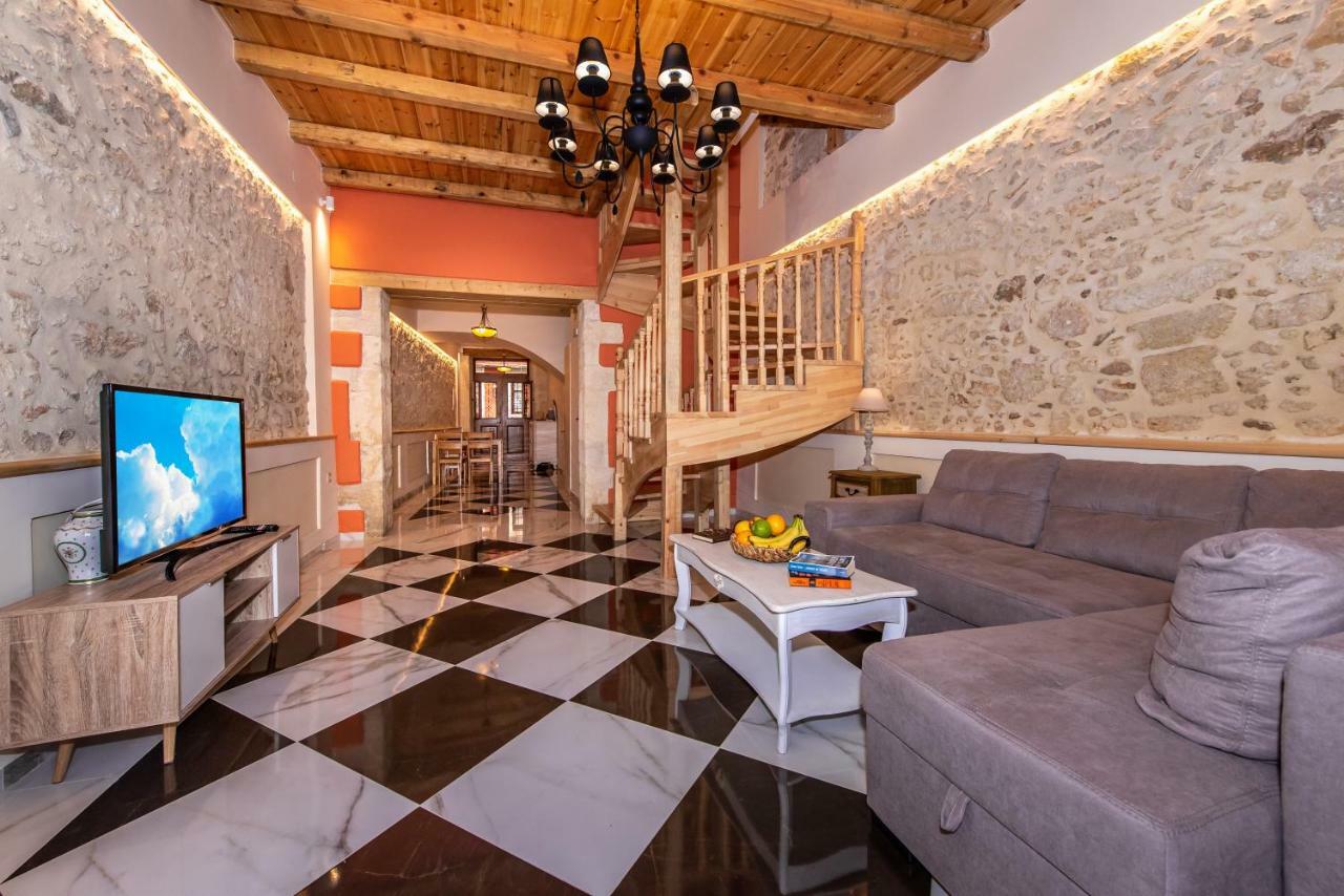 Villa Casa Atitamo 罗希姆诺 外观 照片