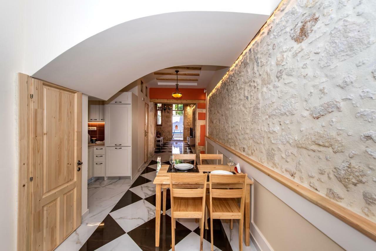 Villa Casa Atitamo 罗希姆诺 外观 照片