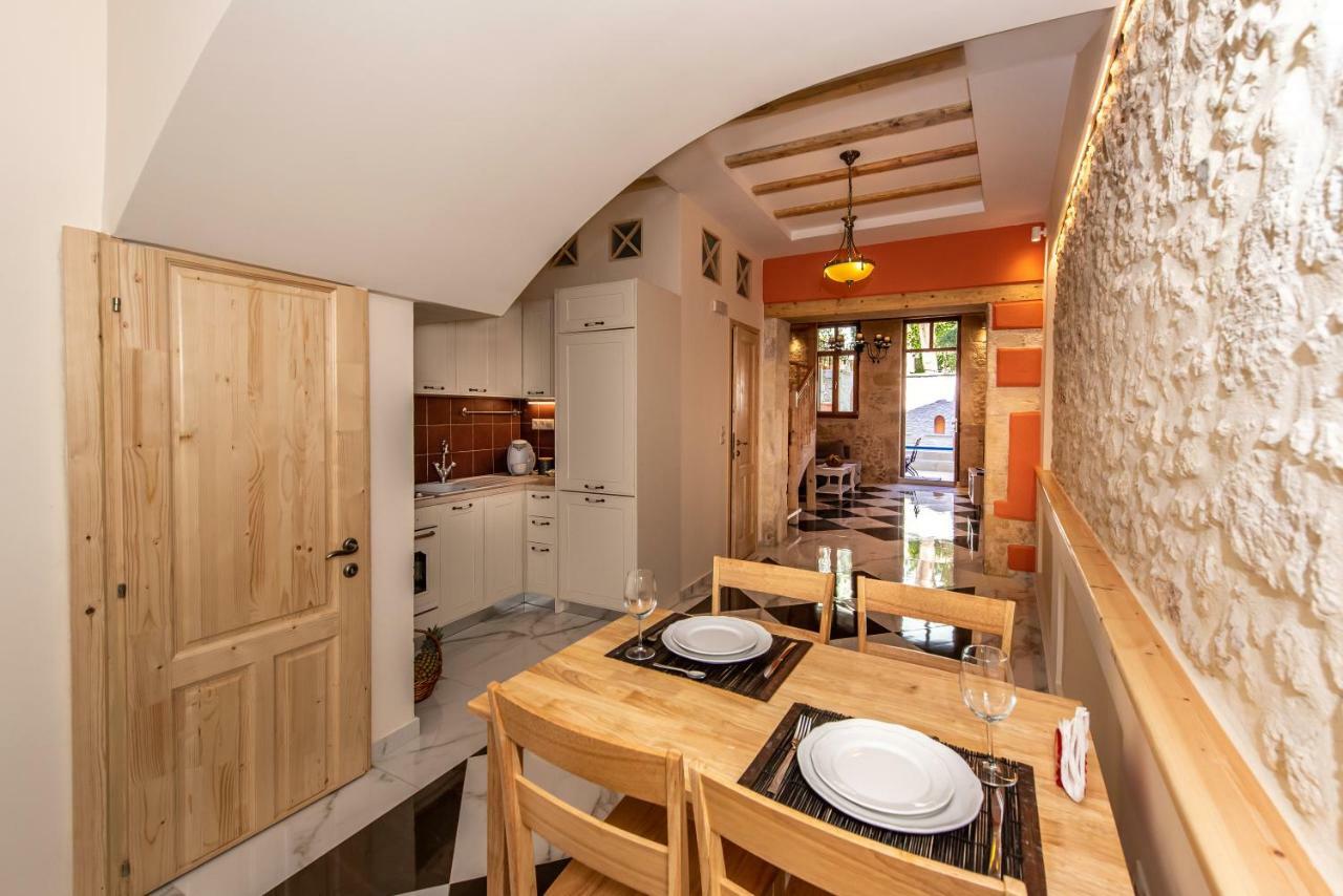 Villa Casa Atitamo 罗希姆诺 外观 照片